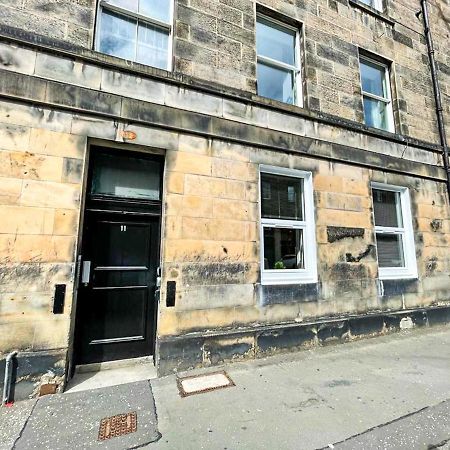 Desirable 2 Bed Apt Near Edinburgh Castle Exterior photo
